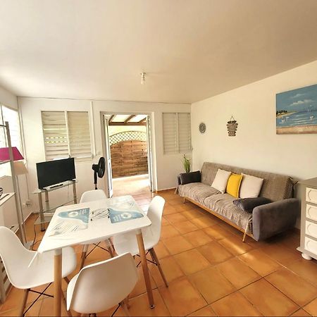 Le Jacquier Apartment Goyave ภายนอก รูปภาพ