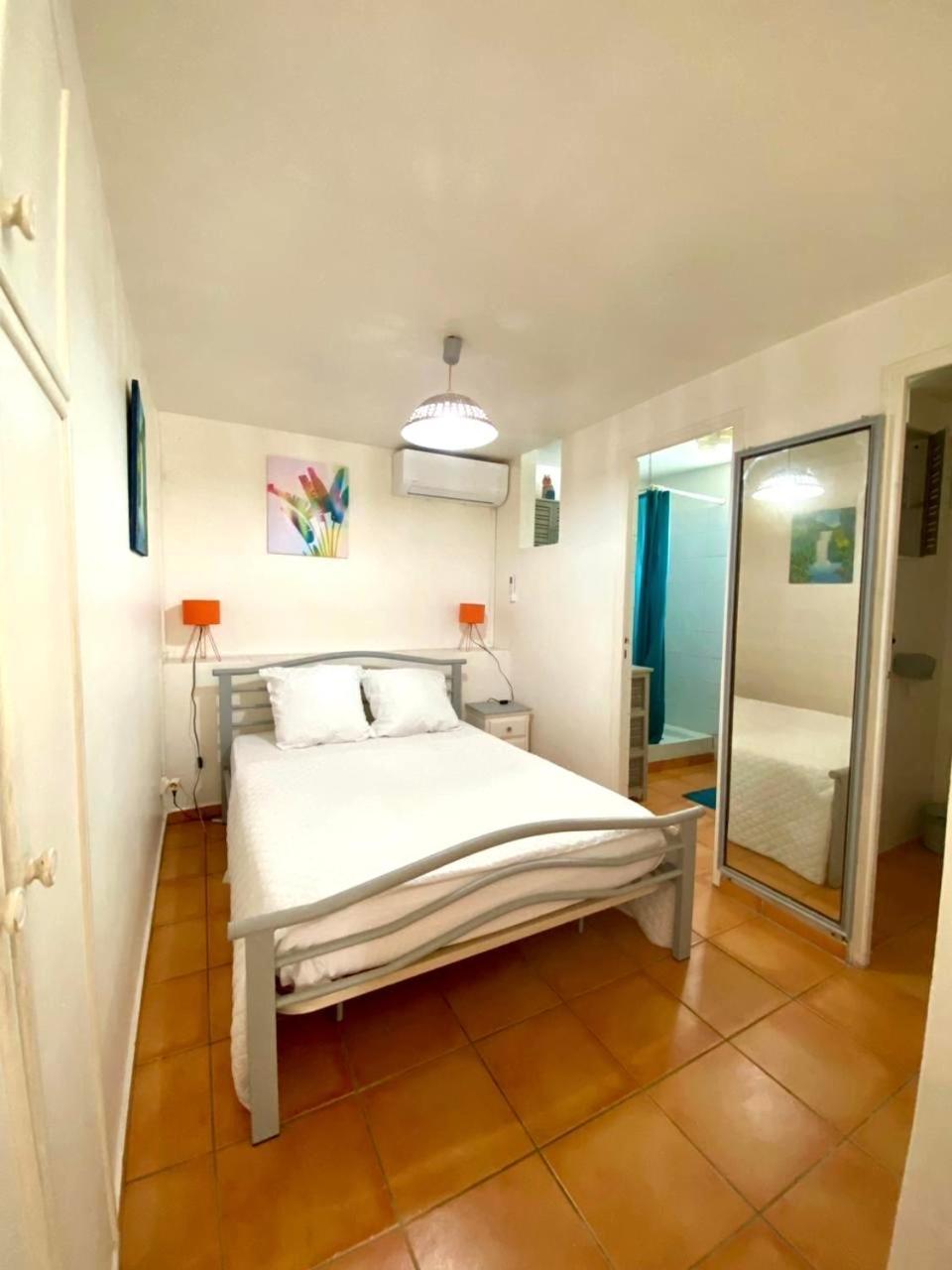 Le Jacquier Apartment Goyave ภายนอก รูปภาพ