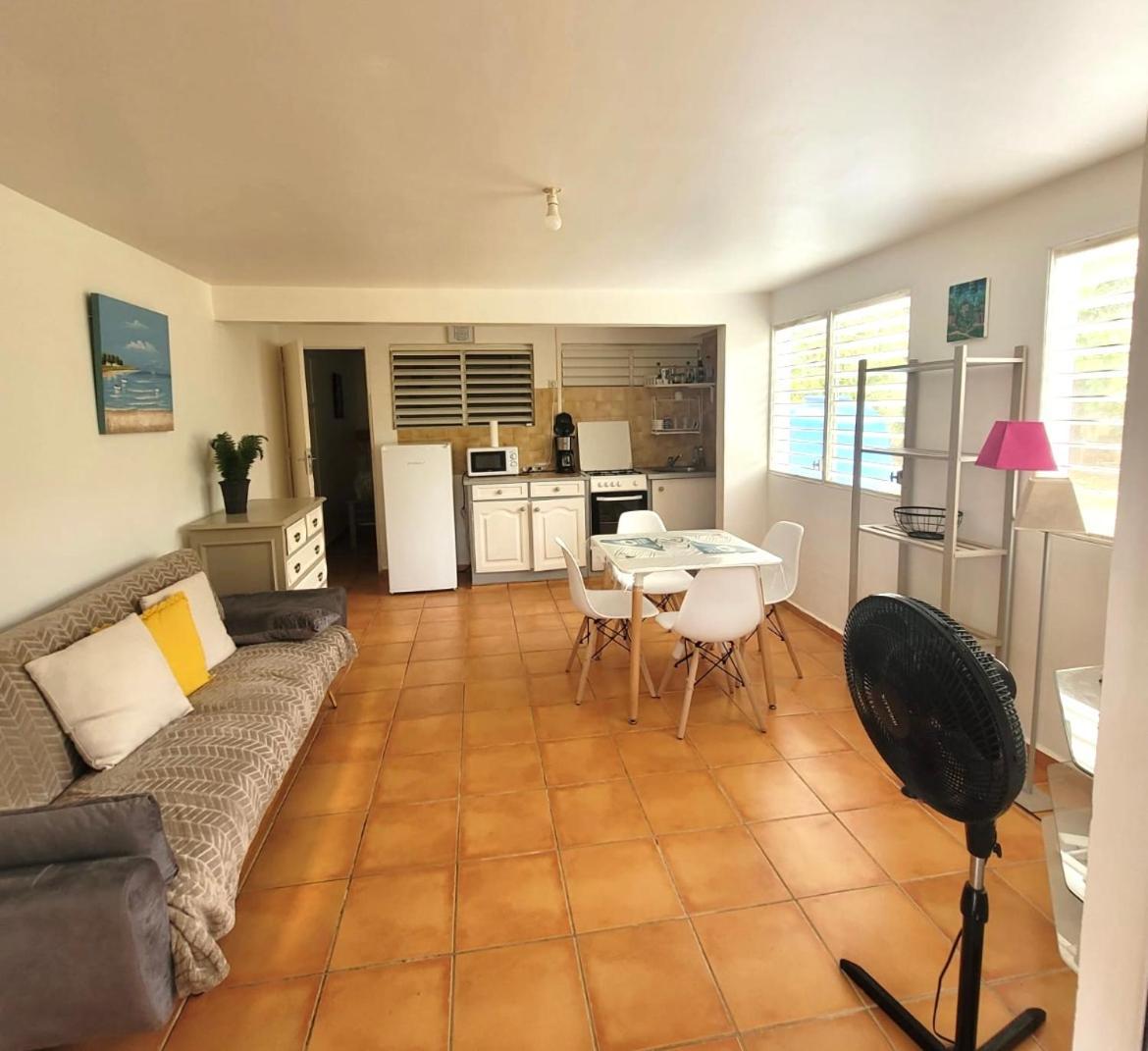 Le Jacquier Apartment Goyave ภายนอก รูปภาพ